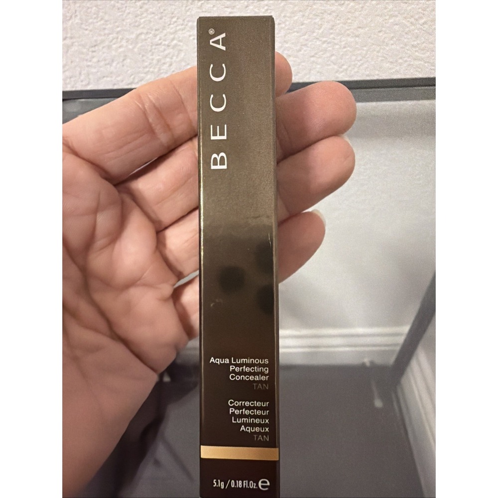BECCA‎ Aqua Luminous Perfecting Concealer Tan 5.1g / 0.18 Fl. oz. NIB Authentic